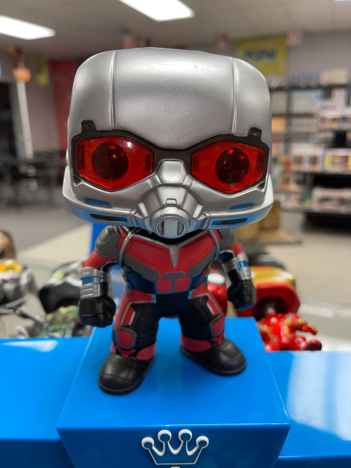 Giant-Man (Civil War) (No Box)- Funko Pop! #135