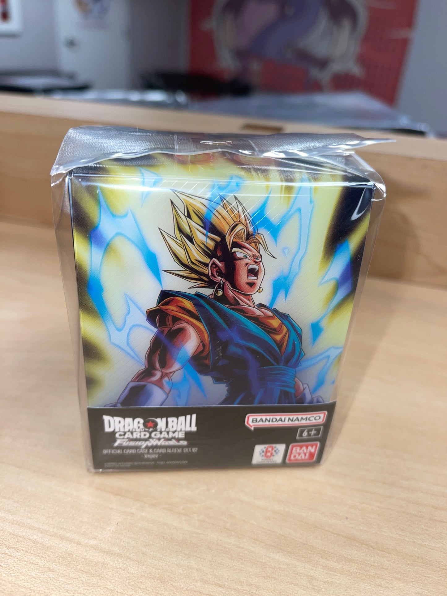 Dragonball Super Card Game: Fusion World- Vegito- Card Case & Sleeve Set (English)