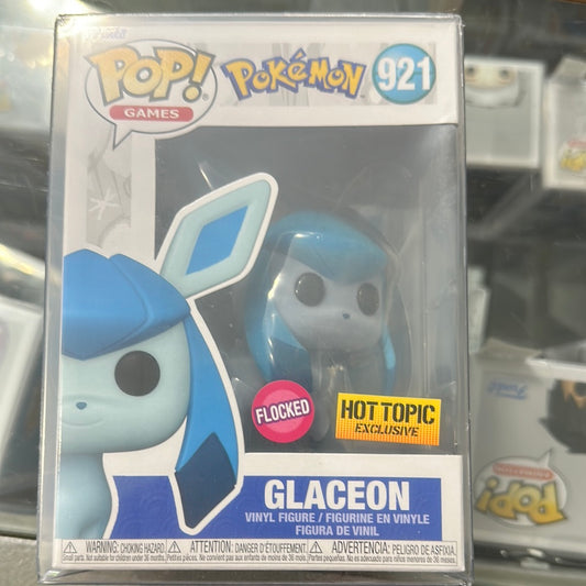 Glaceon (Pokemon)- Funko Pop! #921 (HotTopic Exclusive)(Box Damage)