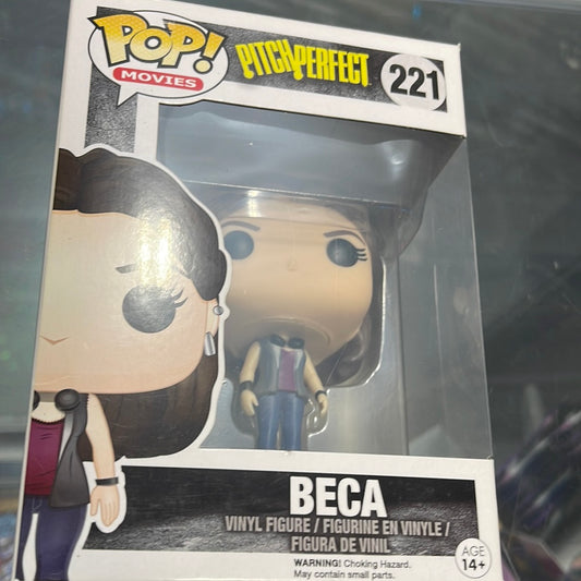 Beca (Pitch Perfect)-Funko Pop! #221 (Box Damage/Shelf Wear)